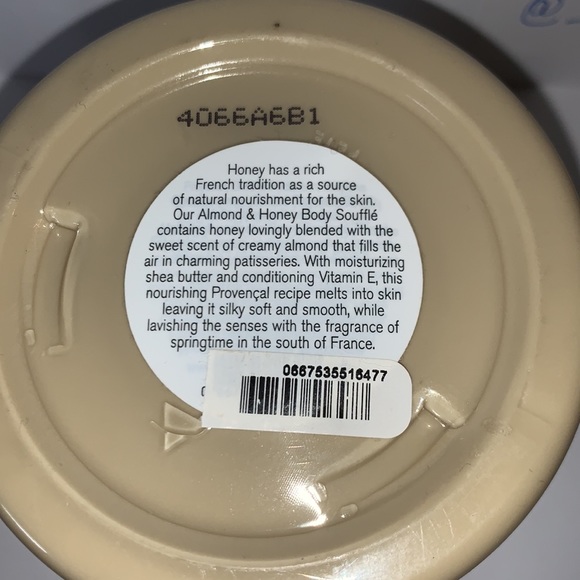 Almond & Honey 🍯 Body Soufflé Bath & Body Works - Picture 7 of 13